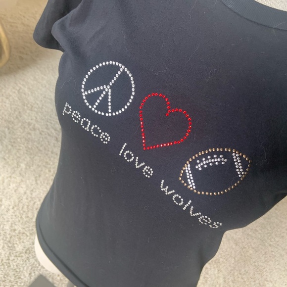 Wolves Football tee - Picture 2 of 5